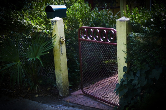 An Interesting GatePhotography by Eric Bocquet